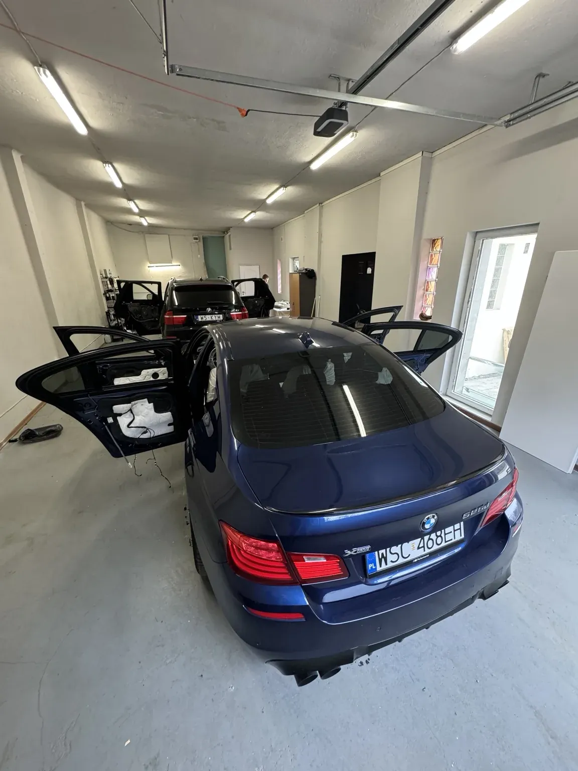 BMW — Montaż